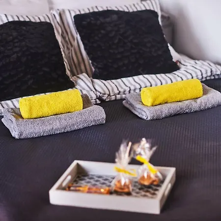 Yellow Stone Apartment